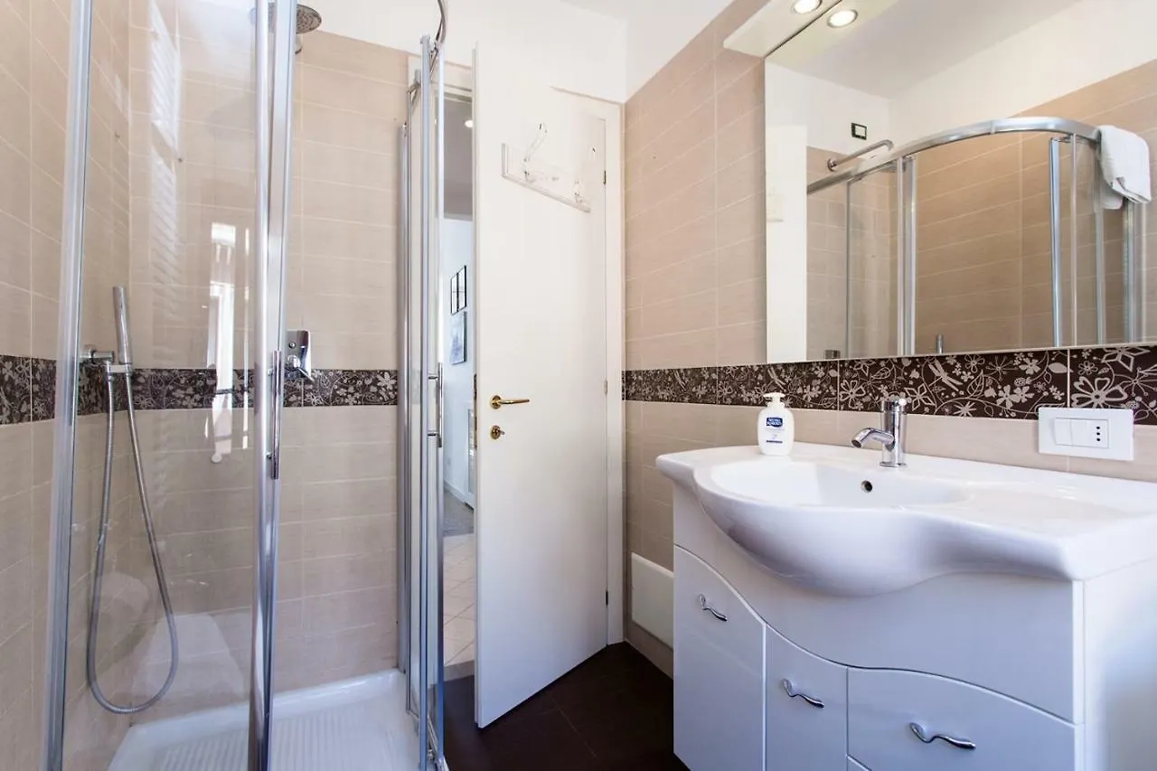 Prince Apartments Venedig 0*,