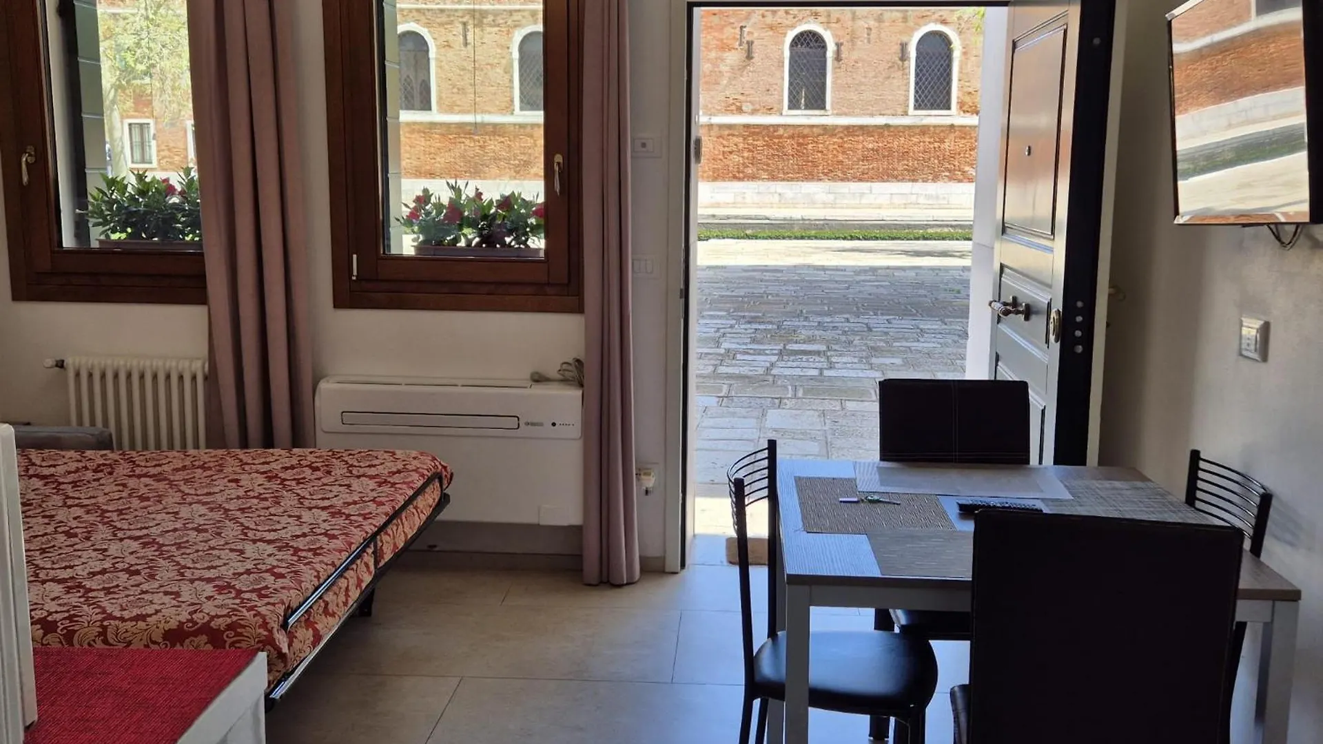 Prince Apartments Venice