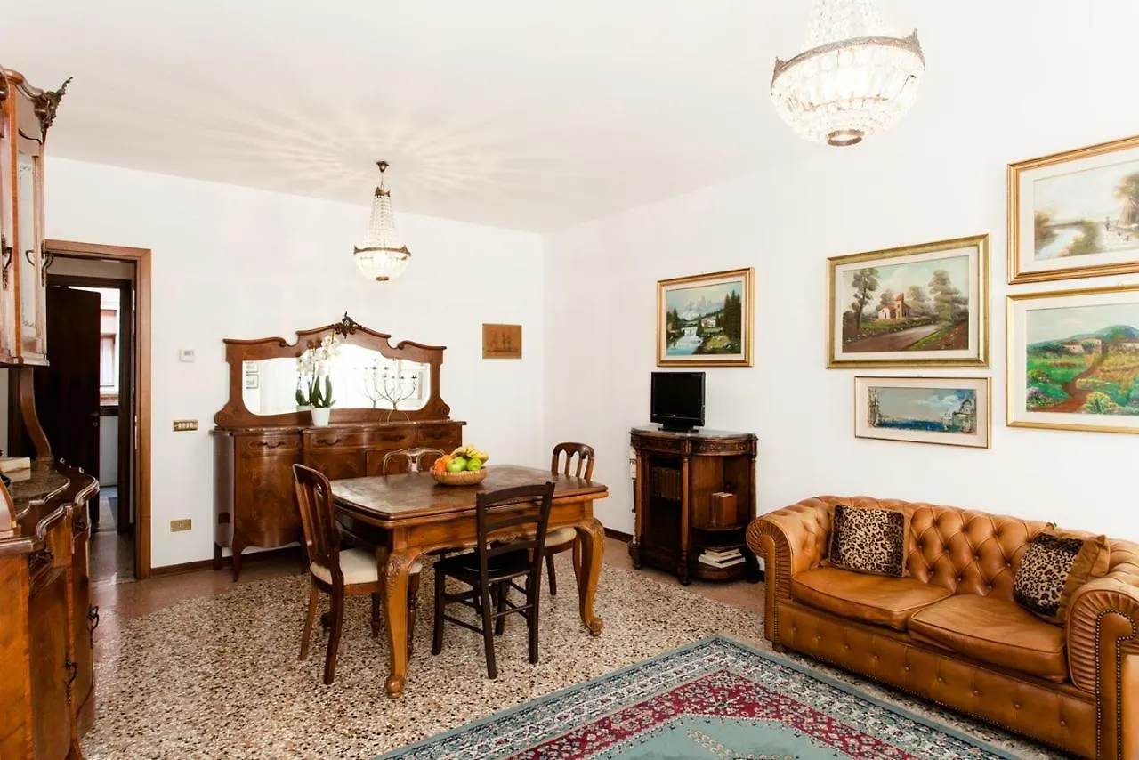 Prince Apartments Venice